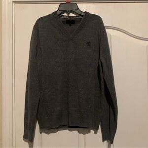 Men’s Express V-Neck pullover sweater
